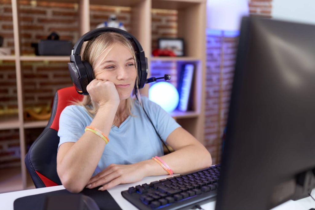8 Websites That Will Cure Your Chronic Boredom